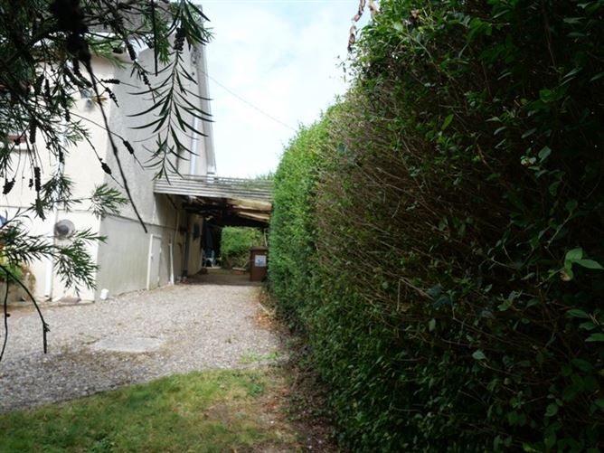 4 Tracton Lawn, Montenotte, Cork