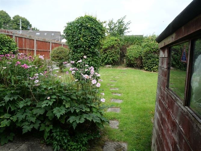 4 Tracton Lawn, Montenotte, Cork