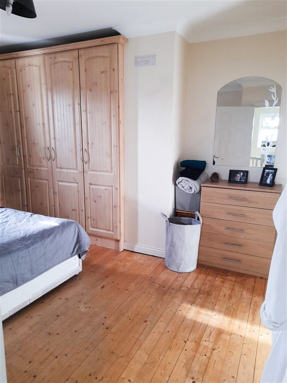 4 Ros Aitinn, Clybaun Road, Knocknacarra, Galway
