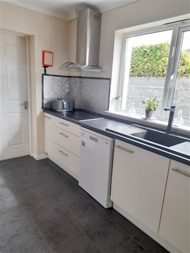4 Ros Aitinn, Clybaun Road, Knocknacarra, Galway