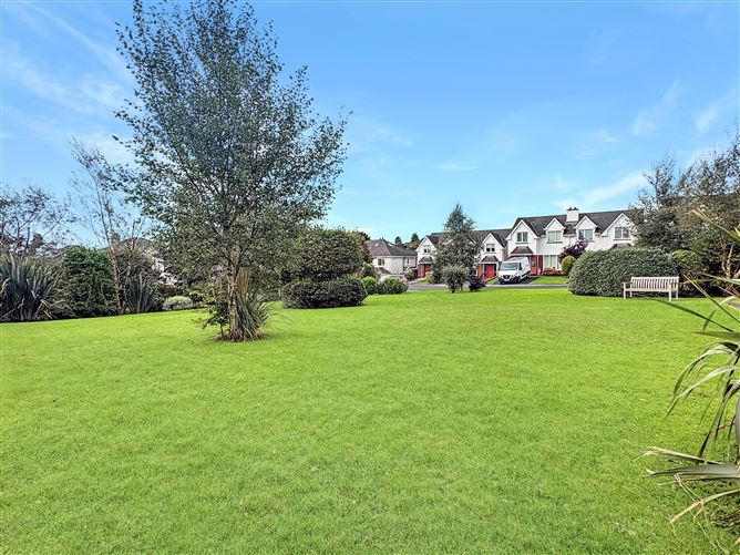4 Ros Aitinn, Clybaun Road, Knocknacarra, Galway