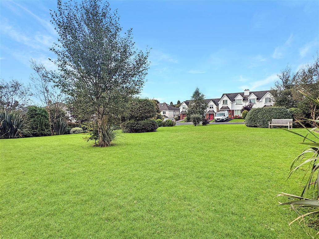 4 Ros Aitinn, Clybaun Road, Knocknacarra, Galway