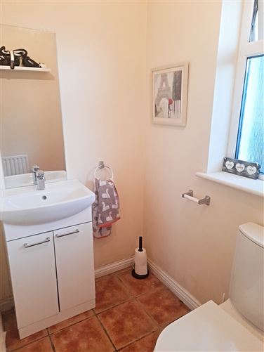 4 Ros Aitinn, Clybaun Road, Knocknacarra, Galway