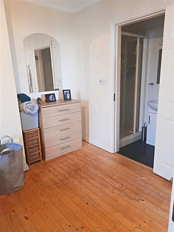 4 Ros Aitinn, Clybaun Road, Knocknacarra, Galway