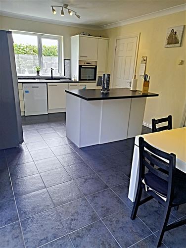 4 Ros Aitinn, Clybaun Road, Knocknacarra, Galway