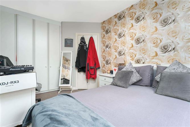 64 Deerhaven Avenue, Huntstown, Dublin 15, D15 R7Y4