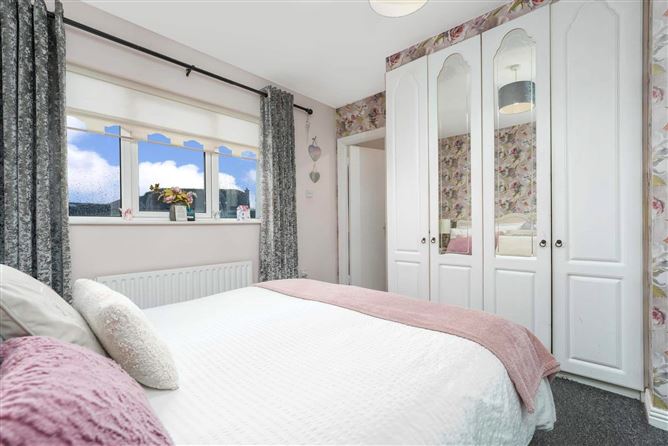 64 Deerhaven Avenue, Huntstown, Dublin 15, D15 R7Y4