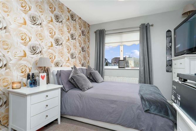 64 Deerhaven Avenue, Huntstown, Dublin 15, D15 R7Y4