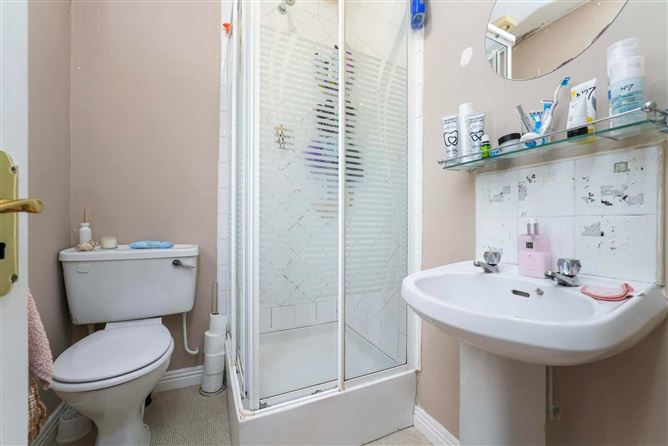 64 Deerhaven Avenue, Huntstown, Dublin 15, D15 R7Y4