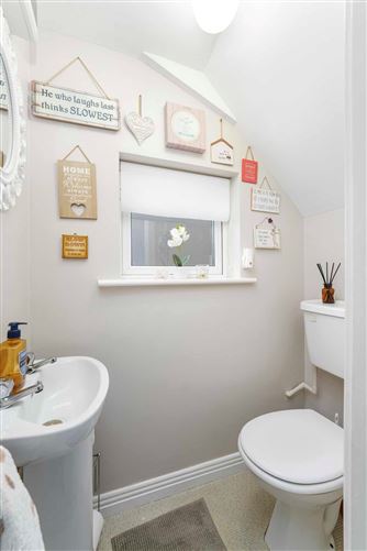 64 Deerhaven Avenue, Huntstown, Dublin 15, D15 R7Y4