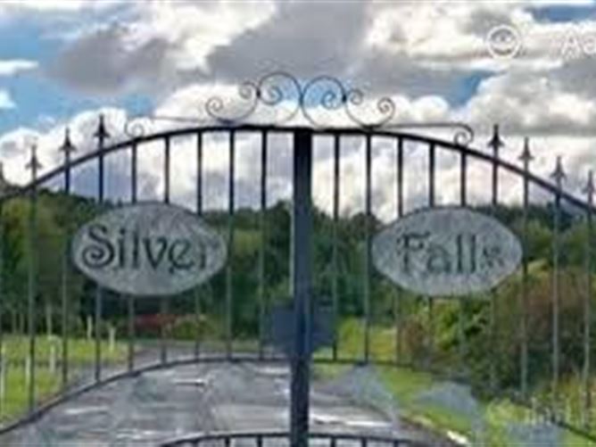 https://photos-a.propertyimages.ie/media/3/3/5/5001533/b9162bbb-33c3-44b9-8a70-d27bf5866f4c_l.jpg