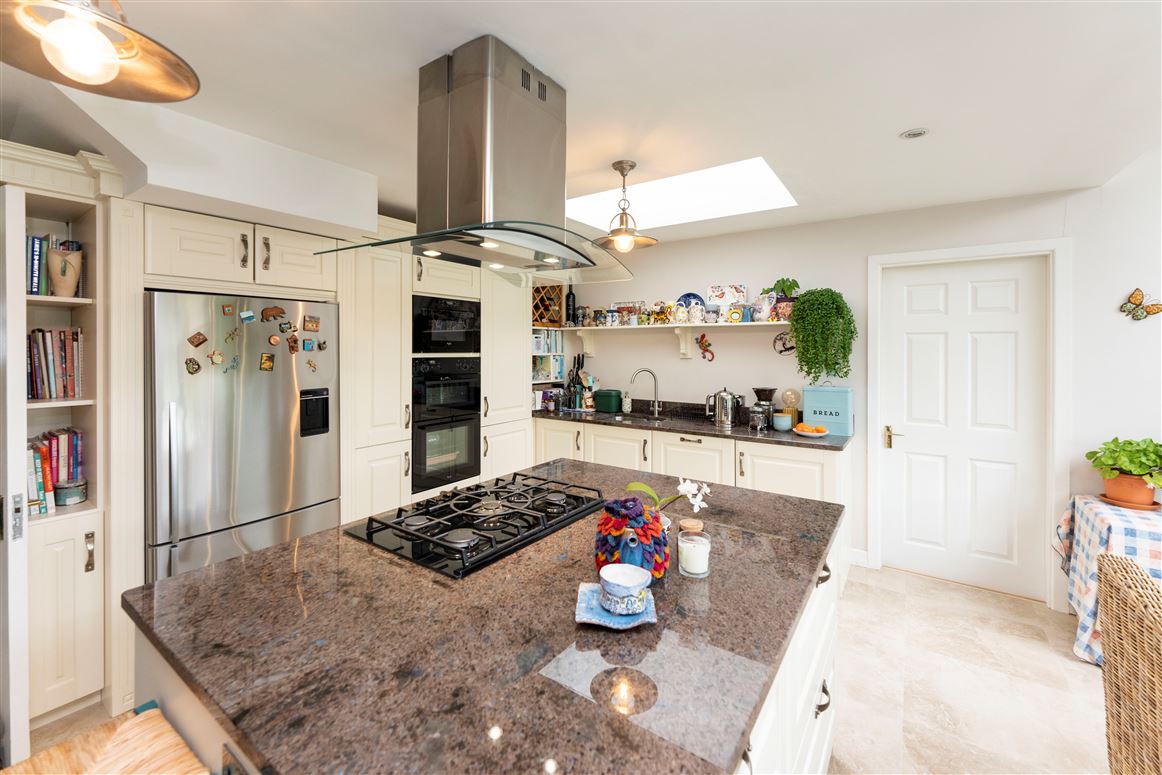 7 Dooneen Road , Woodview, Limerick 7 Dooneen Road , Woodview, Limerick