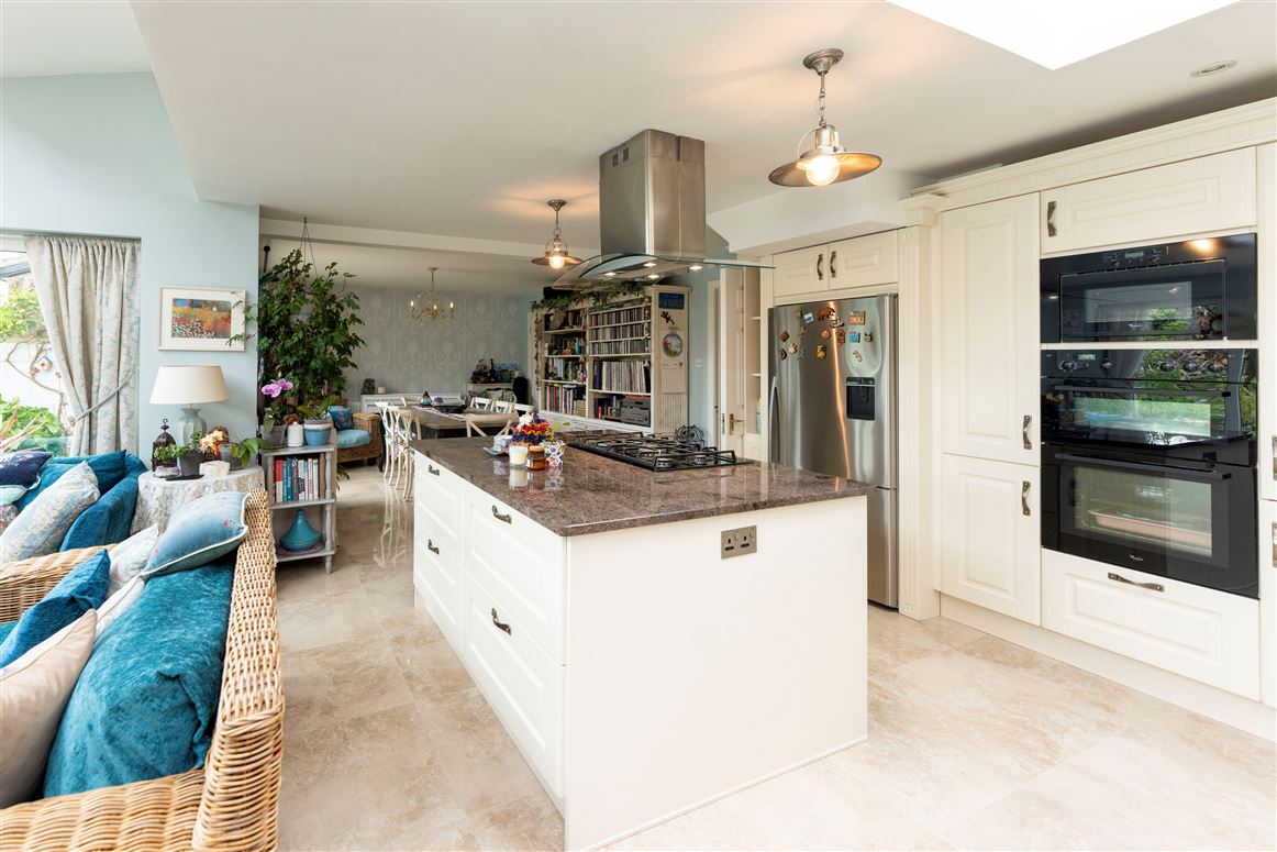 7 Dooneen Road , Woodview, Limerick 7 Dooneen Road , Woodview, Limerick