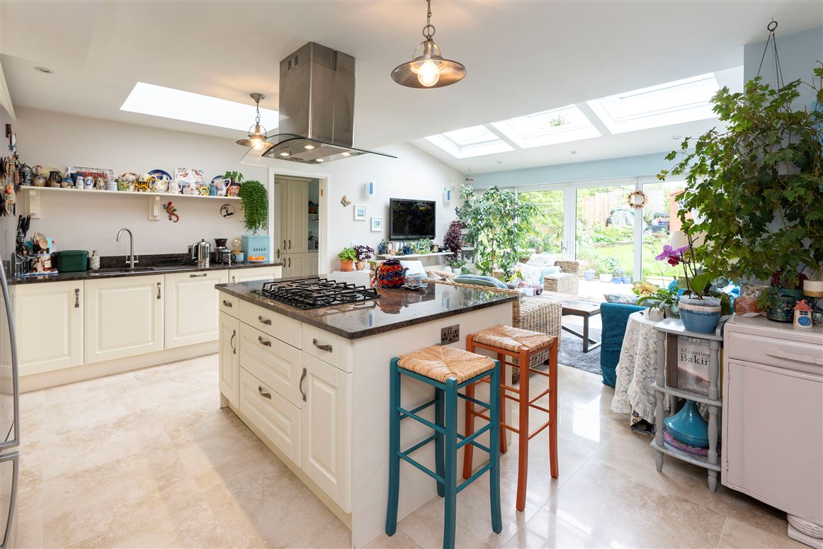 7 Dooneen Road , Woodview, Limerick 7 Dooneen Road , Woodview, Limerick