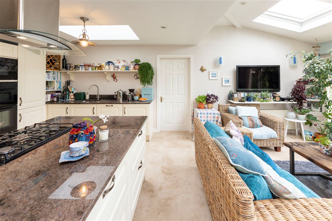 7 Dooneen Road , Woodview, Limerick 7 Dooneen Road , Woodview, Limerick