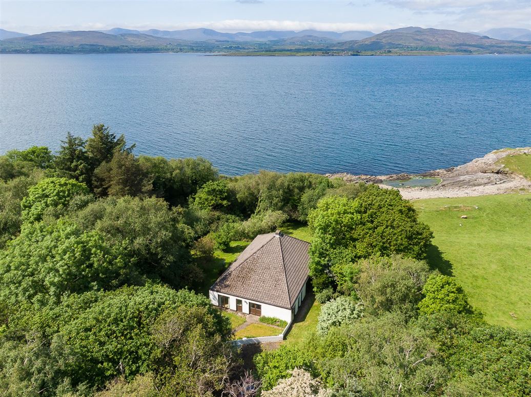 Canfee, Tuosist, Kenmare, Co. Kerry DNG Timothy O'Sullivan 4710633