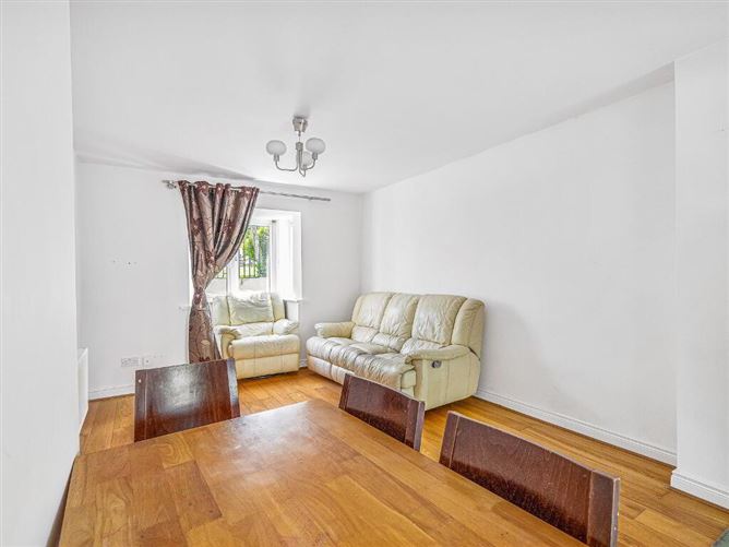 20 Dolmen Mews, Kilkenny Road, Carlow