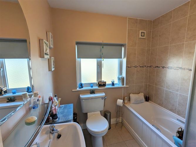 9 The Mews, Millersbrook, Nenagh, Co. Tipperary
