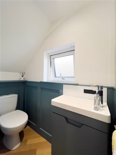 32 Oakdale Road, Ballycullen, Dublin 24