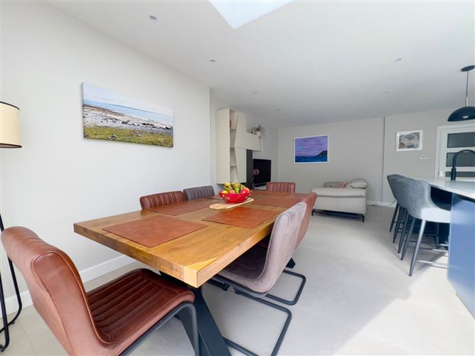 32 Oakdale Road, Ballycullen, Dublin 24