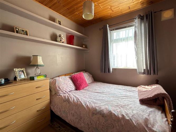 37 Cooleens Close, Clonmel, Tipperary