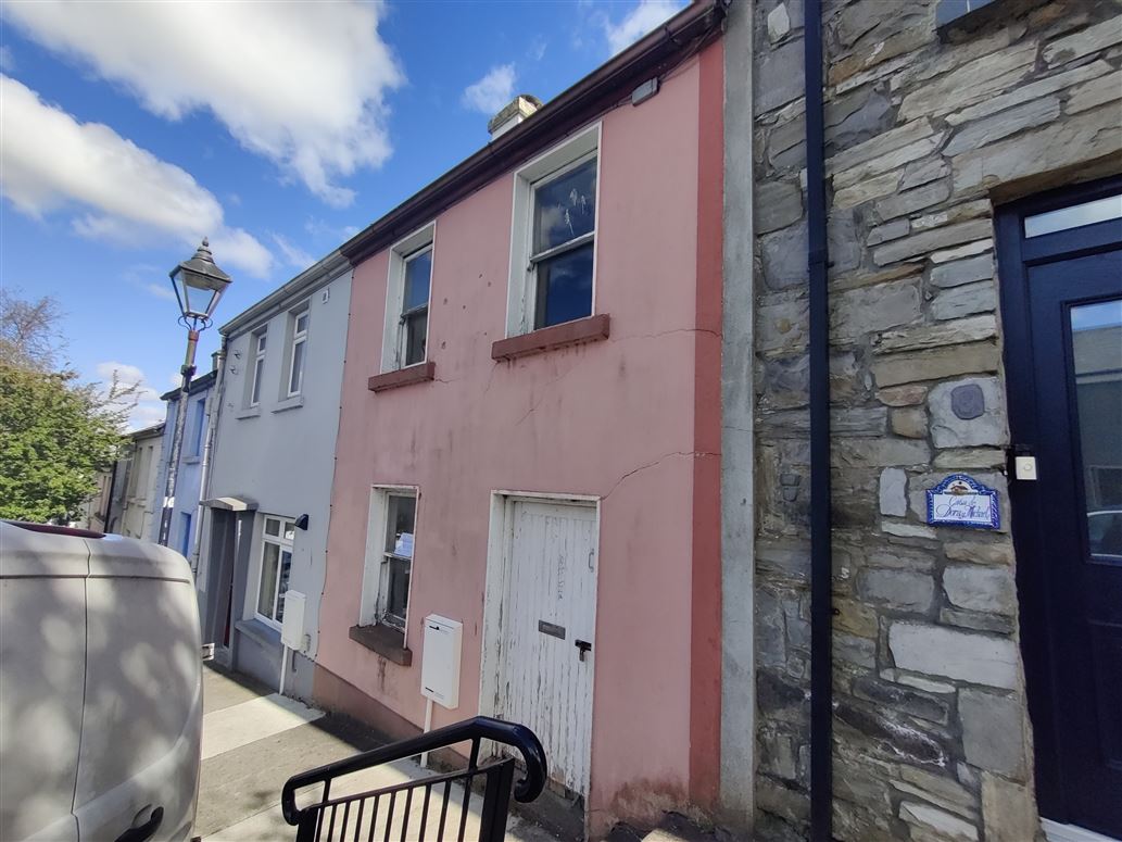 16 Peter Street,, Westport, Mayo