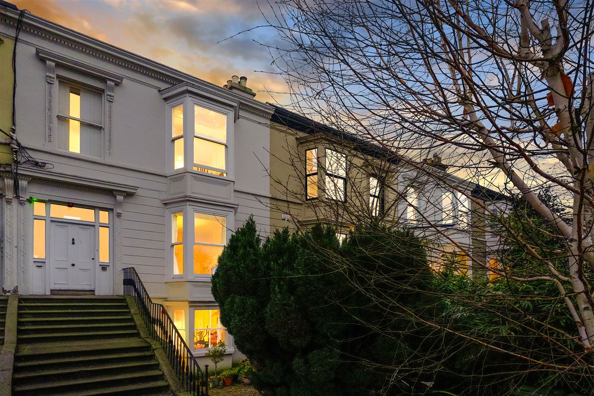 9 EDEN PARK, Sandycove, County Dublin