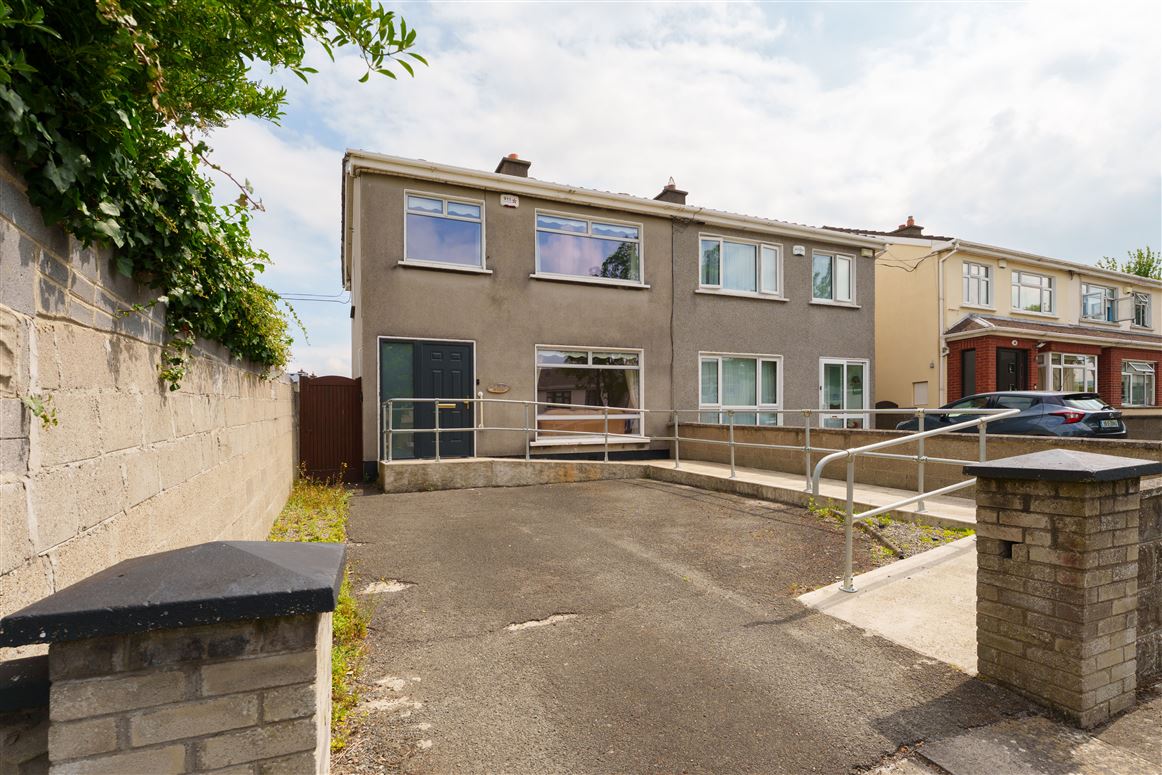 28 Mountain Park, Tallaght, Dublin 24