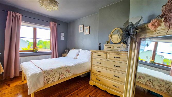 Photo 21 of 27 — 4 Meadowbrook, Tulsk, Castlerea, Roscommon