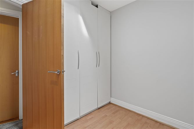 Photo 24 of 27 — 68 Hunters Walk, Hunterswood, Ballycullen, Dublin 24