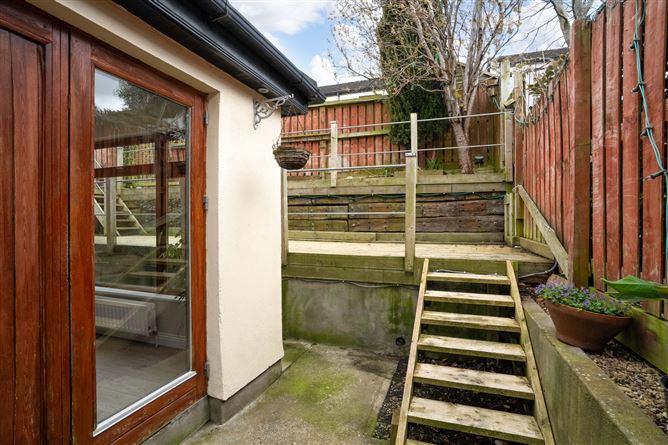 Photo 25 of 27 — 68 Hunters Walk, Hunterswood, Ballycullen, Dublin 24