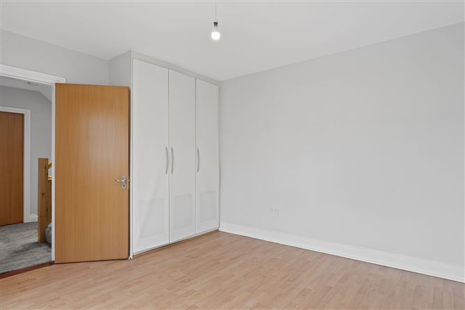 Photo 17 of 27 — 68 Hunters Walk, Hunterswood, Ballycullen, Dublin 24