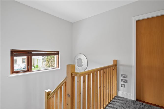 Photo 19 of 27 — 68 Hunters Walk, Hunterswood, Ballycullen, Dublin 24