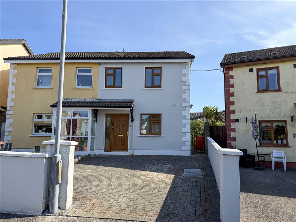 65 Claremont Park, Rahoon, Galway