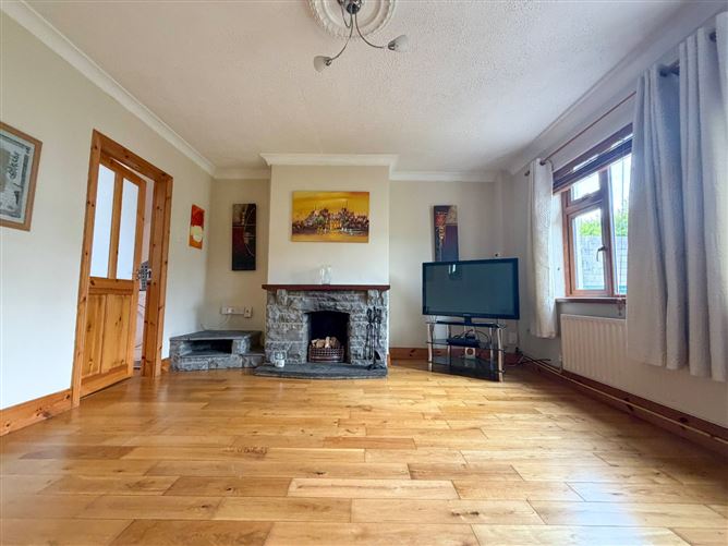 65 Claremont Park, Rahoon, Galway