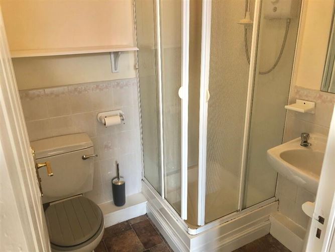 18 Castle House, Davitt's Quay, Dungarvan, Waterford