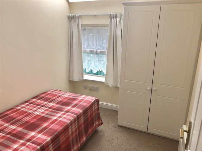 18 Castle House, Davitt's Quay, Dungarvan, Waterford