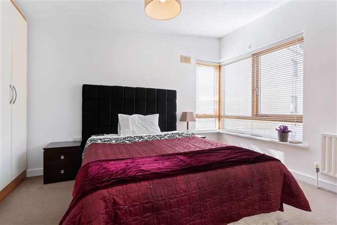 12 The Pidgeon House, The Gasworks, Grand Canal Dk, Dublin 4