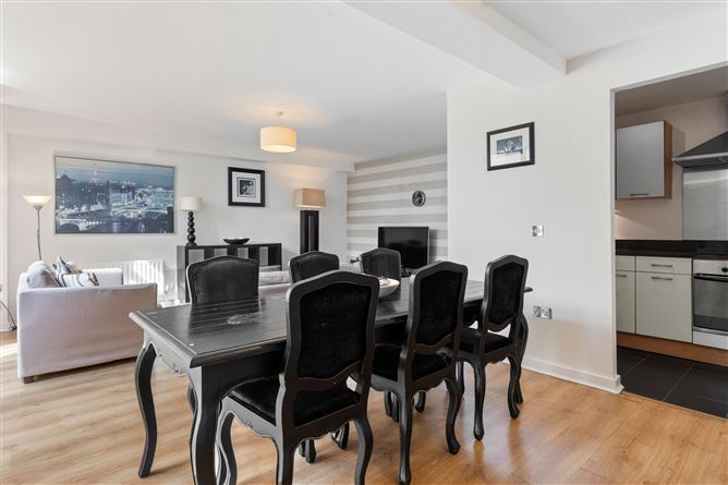 12 The Pidgeon House, The Gasworks, Grand Canal Dk, Dublin 4