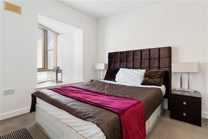 12 The Pidgeon House, The Gasworks, Grand Canal Dk, Dublin 4