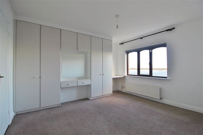 2 The Oaks, Clontarf, Dublin 3