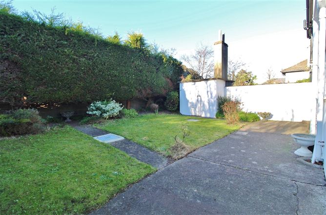 2 The Oaks, Clontarf, Dublin 3