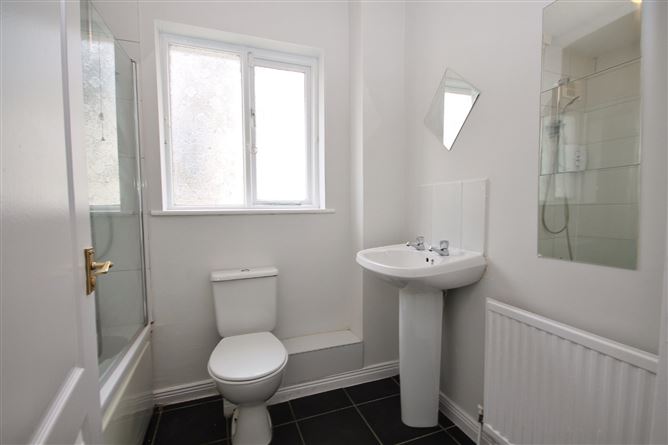 10 Ballyowen Road, Lucan, Co. Dublin