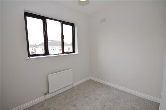 10 Ballyowen Road, Lucan, Co. Dublin