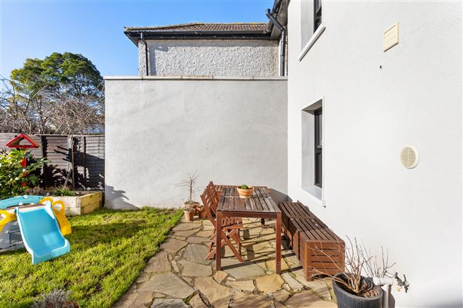 Oliver Plunkett Avenue, 37, Monkstown, County Dublin
