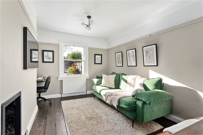 Oliver Plunkett Avenue, 37, Monkstown, County Dublin