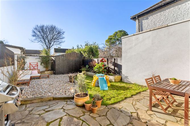 Oliver Plunkett Avenue, 37, Monkstown, County Dublin