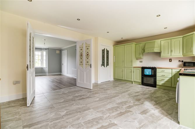 30 Westwood Grove, Clara, Co. Offaly