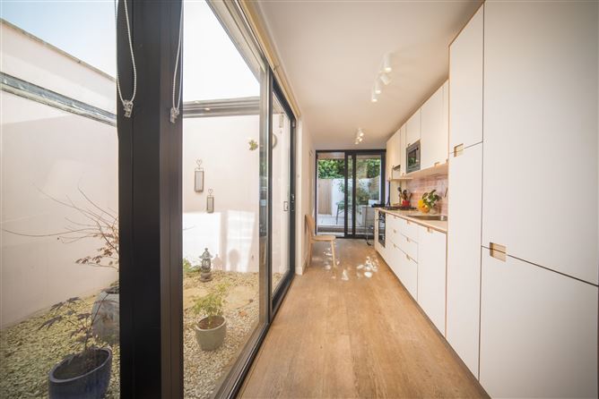 49 McCabe Villas, Booterstown, Blackrock, Dublin