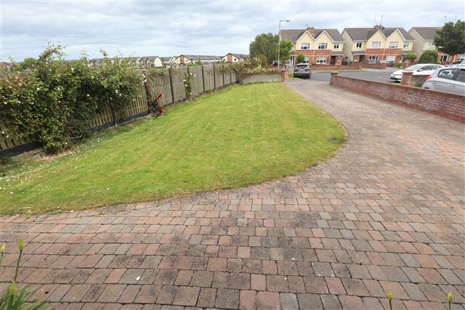 17 Castlemartin Avenue, Castlemartin, Bettystown, Meath